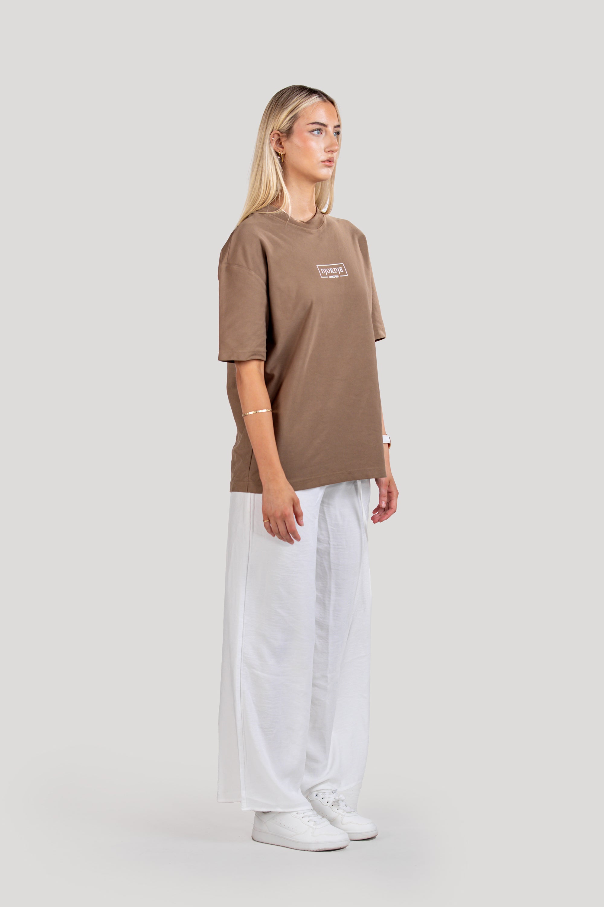 Semi-Oversized Signature T-Shirt - Brown