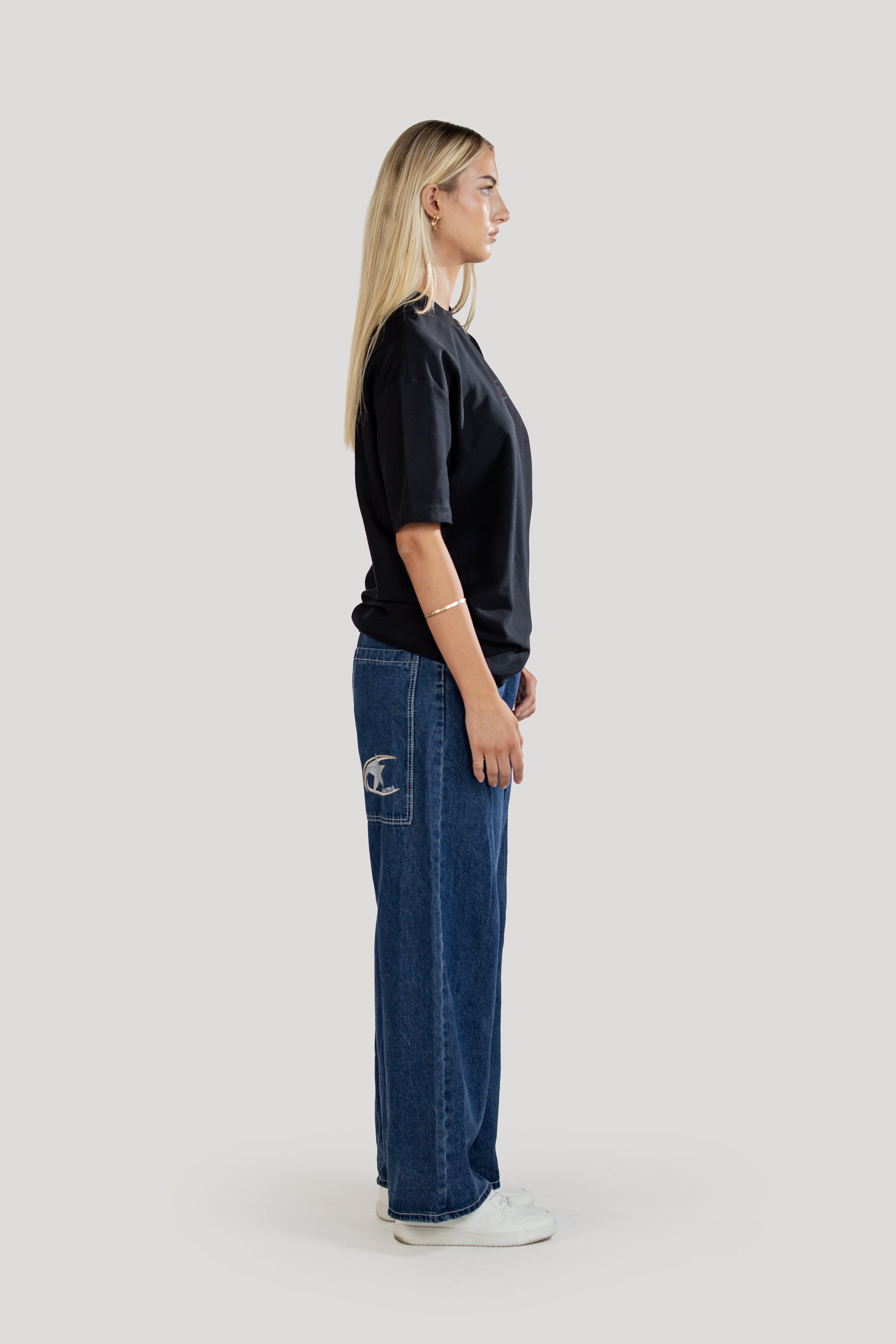 Semi-Oversized Signature T-Shirt - Black